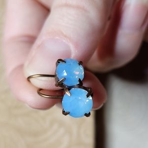 HANDMADE! 8mm Swarovski crystal blue lever earrings copper toned setting NWT